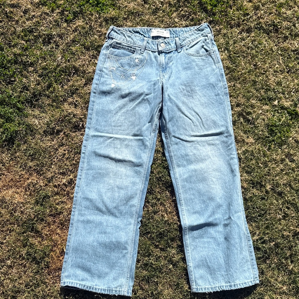 Hollister Light Blue Women's Jeans w embroidery